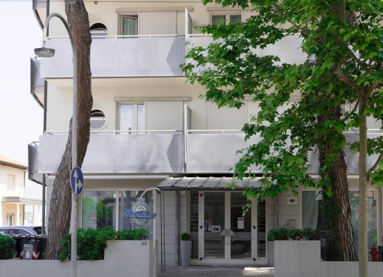 Residence Marittimo Ριτσόνε Εξωτερικό φωτογραφία