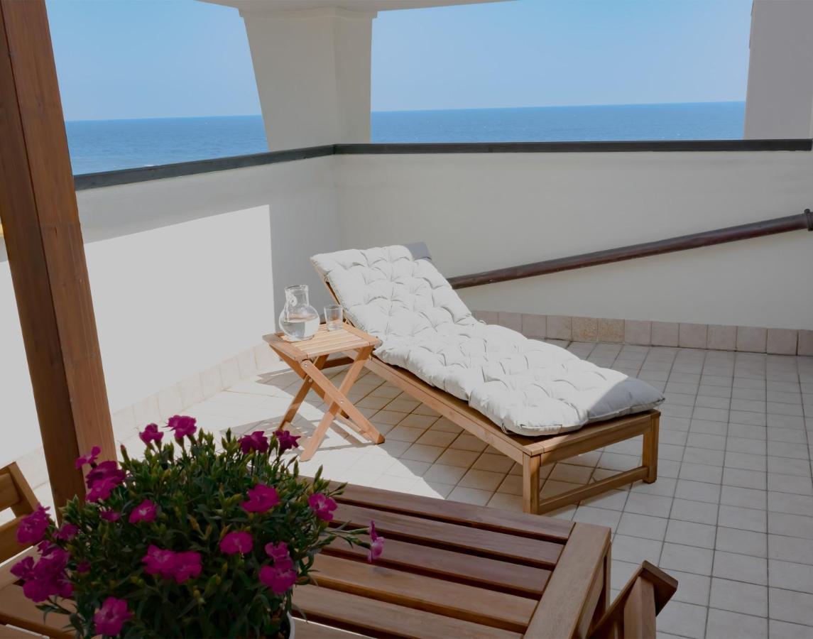 Residence Marittimo Ριτσόνε Εξωτερικό φωτογραφία